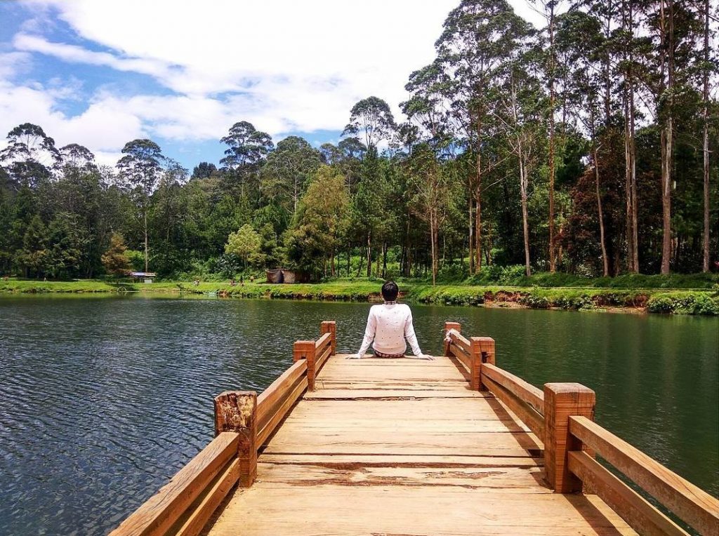 Situ Cisanti Bandung Destinasi Wisata Danau Di Bandung