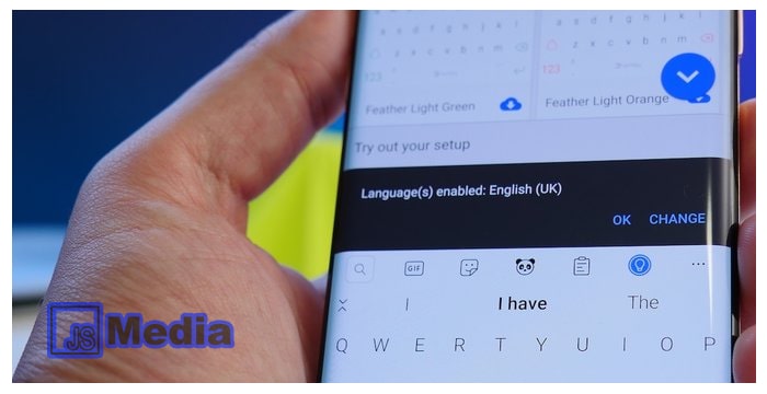 Menggabungkan Foto Menggunakan SwiftKey