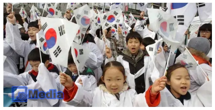Peringatan Pertama Hari Pemuda di Korea Selatan