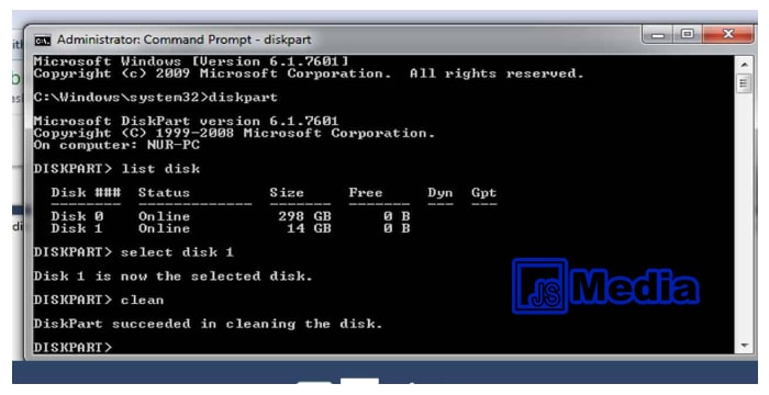 5. Format Flash Disk dengan CMD