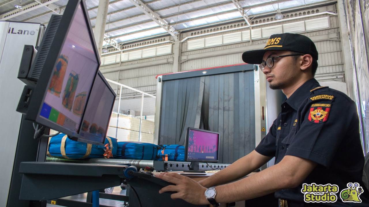 Penipuan Berkedok Bea Cukai